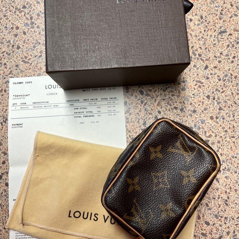 Small LV pouch